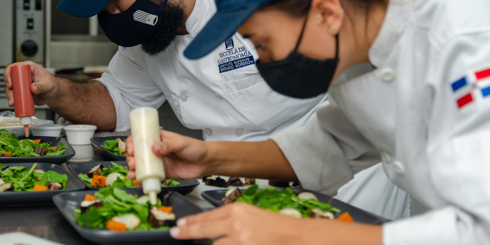 Cocinero, Panadero y Pastelero Profesional